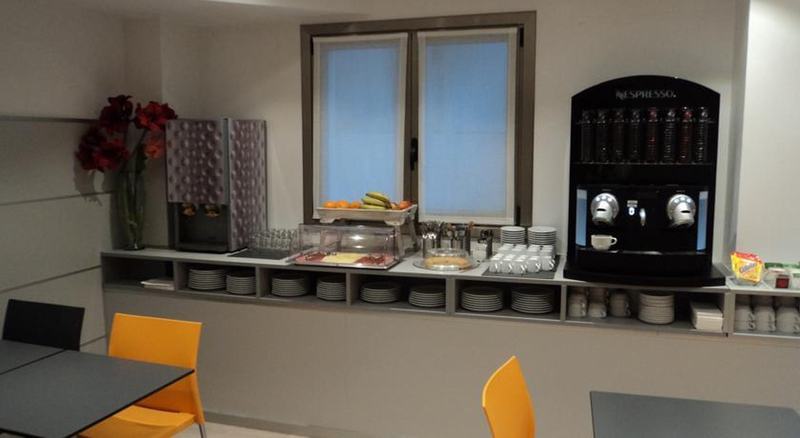 Hotel & Suites Arrizul Gros Σαν Σεμπαστιάν Εξωτερικό φωτογραφία