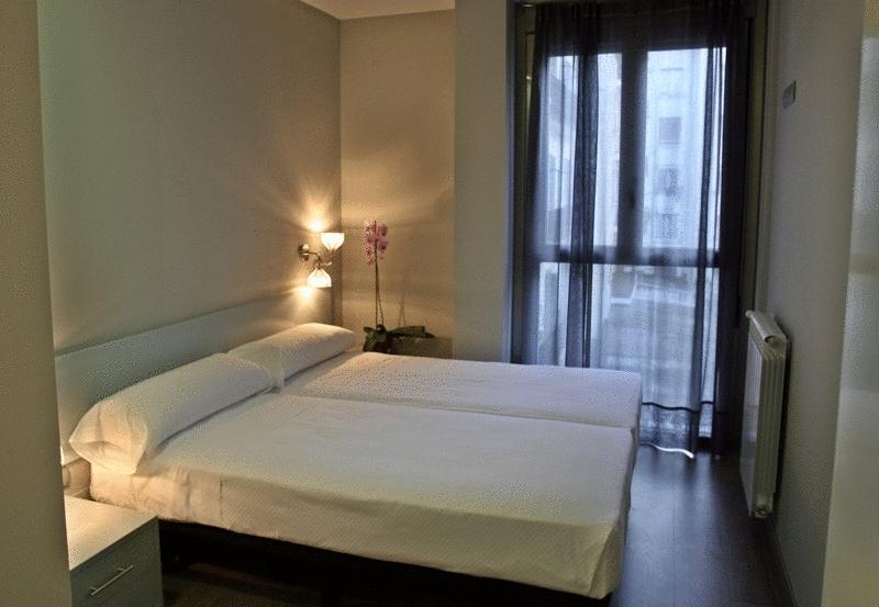 Hotel & Suites Arrizul Gros Σαν Σεμπαστιάν Εξωτερικό φωτογραφία