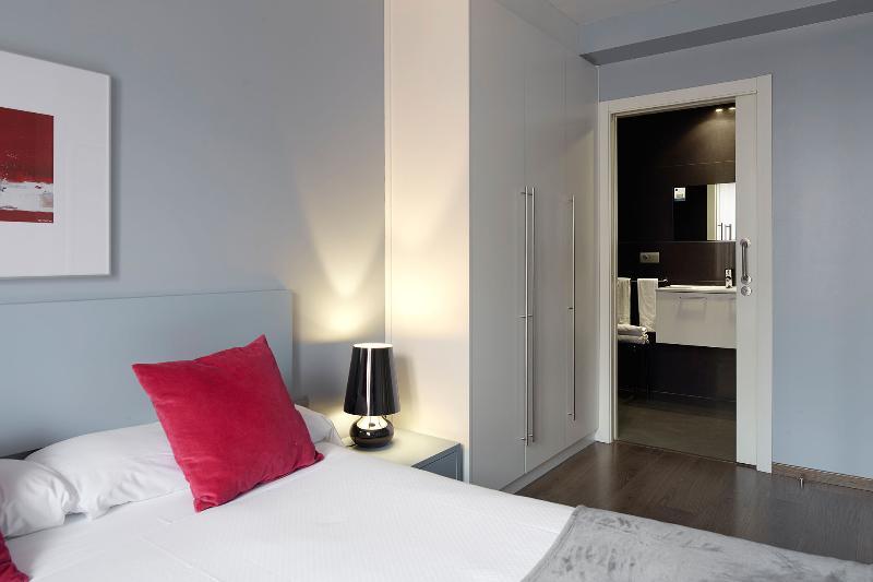 Hotel & Suites Arrizul Gros Σαν Σεμπαστιάν Εξωτερικό φωτογραφία